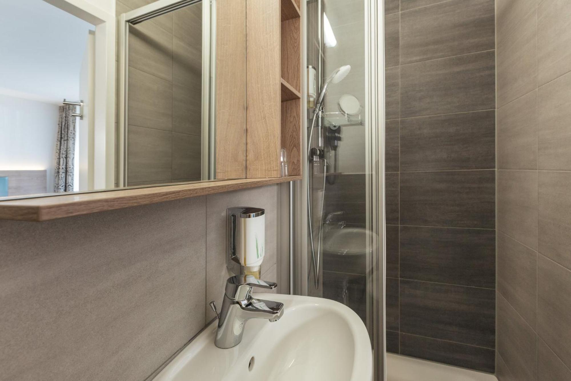 Garner Hotel Hamburg Nord By Ihg מראה חיצוני תמונה